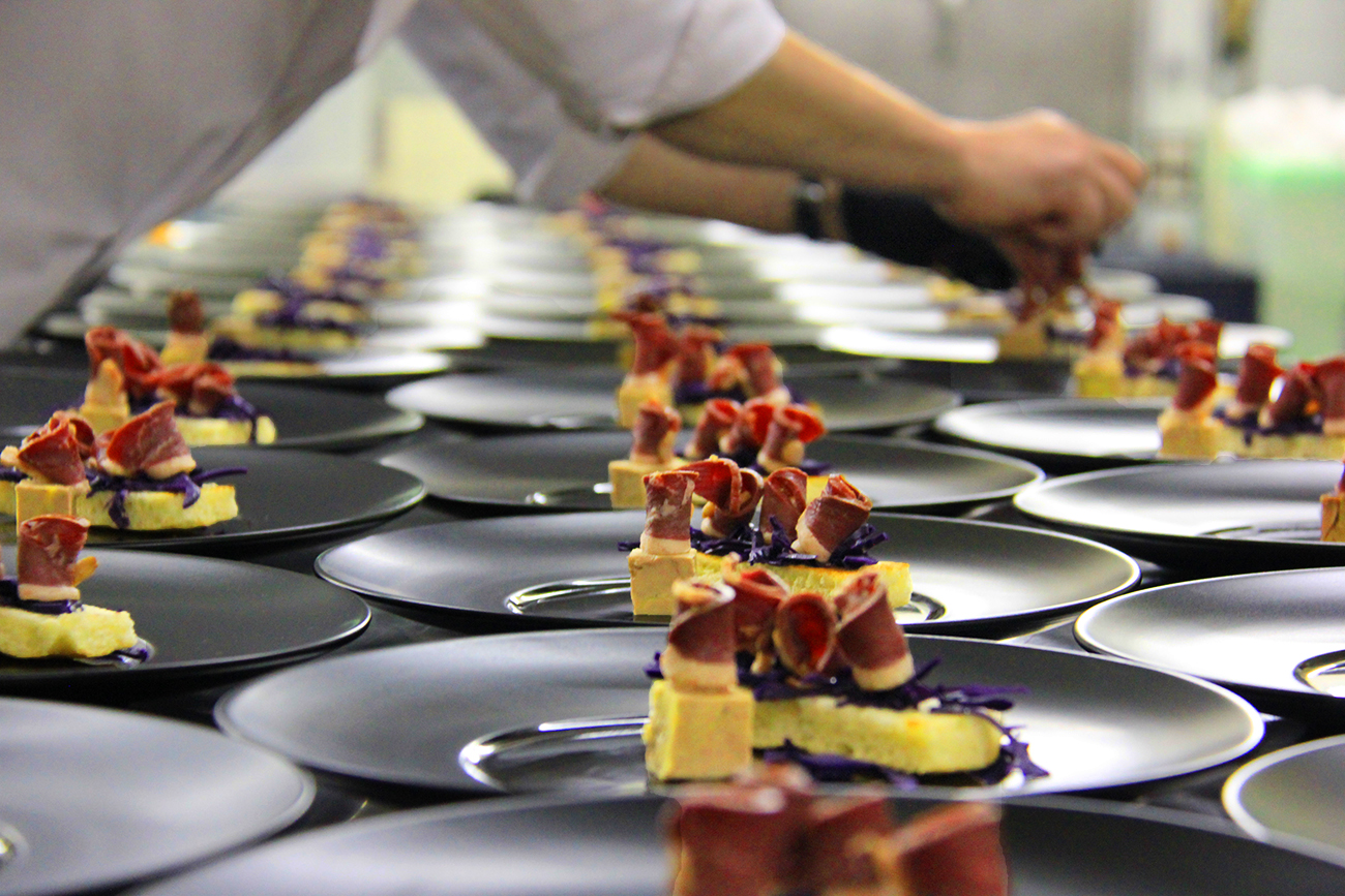 Cuisine apprenti et démarche RSE - Bertacchi Traiteur à Reims